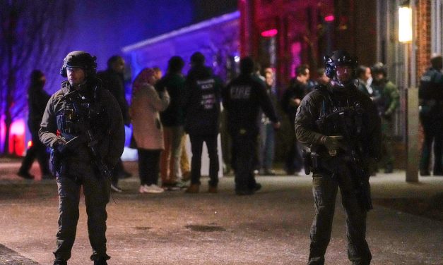 Penembakan Di Kampus Virginia Amerika Serikat