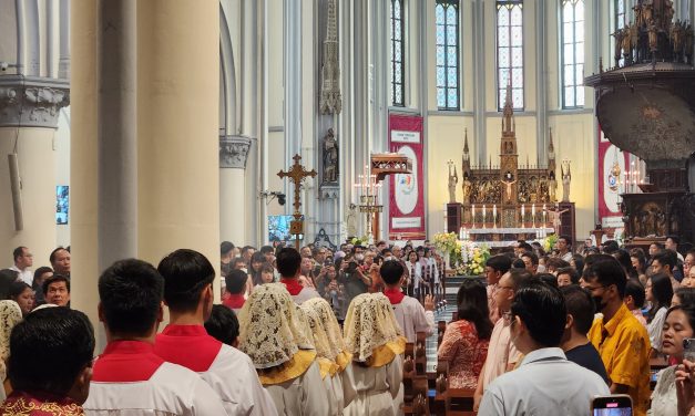 Gereja Di Jakarta Misa Paskah Dengan Kedamaian Dan Toleransi