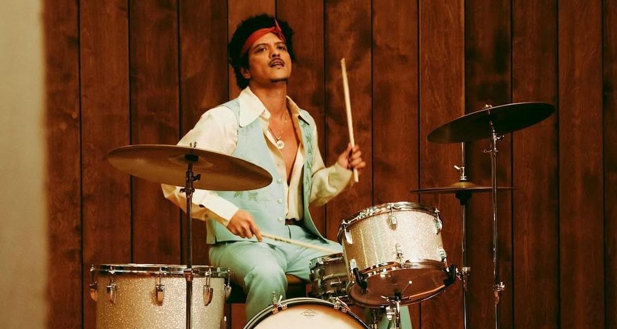 Lagu Milik Bruno Mars “Cha Cha Cha” Kembali Meledak