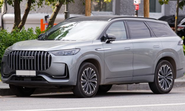 JAECOO J8 Dinobatkan Sebagai The Best High SUV 7-Seater
