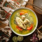 Papeda Kuah Kuning Maluku: Sagu Kenyal Dan Ikan Rempah