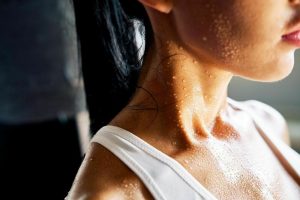 Bahaya Baju Olahraga Basah Menempel Terlalu Lama Di Badan