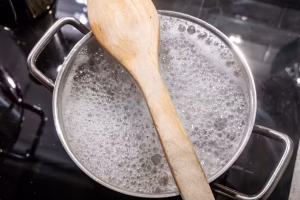 Trik Mencegah Air Rebusan Mie Atau Pasta Meluap Out Dari Panci