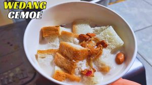 Nikmatnya Wedang Cemoe, Berpadu Santan Jahe Dan Roti Tawar