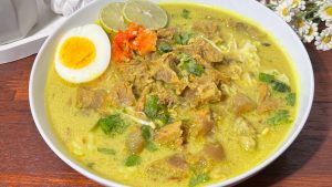 Soto Tuto Khas Tuban: Sajian Soto Daging Sapi Berkuah Santan